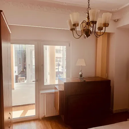 2 2 Bedrooms 4 Persoane Constanta